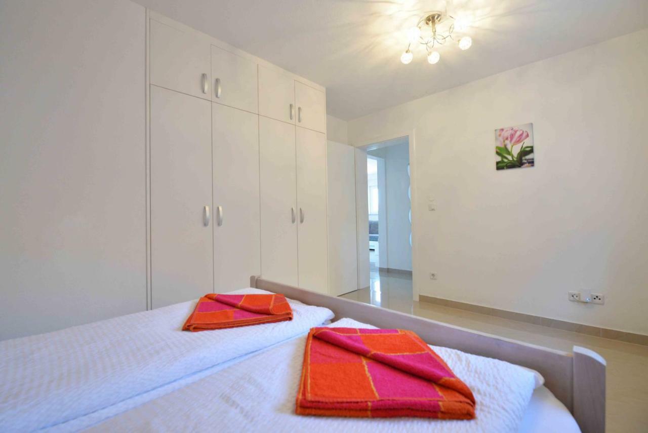Apartments Bilanovic Tisno Extérieur photo